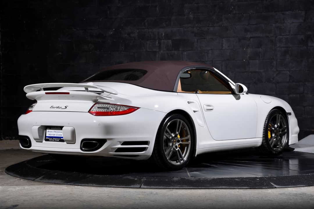 2013 Porsche 911 Turbo S — photo 44