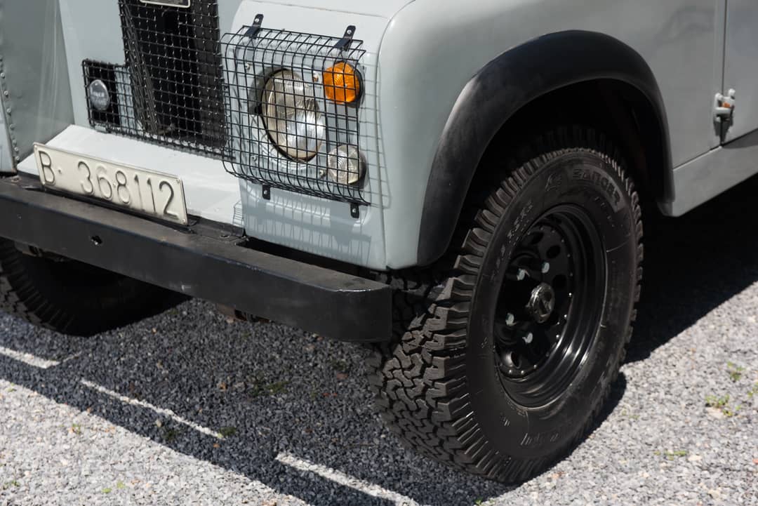 1964 Land Rover Santana 109 — photo 15