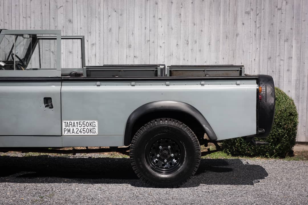 1964 Land Rover Santana 109 — photo 3