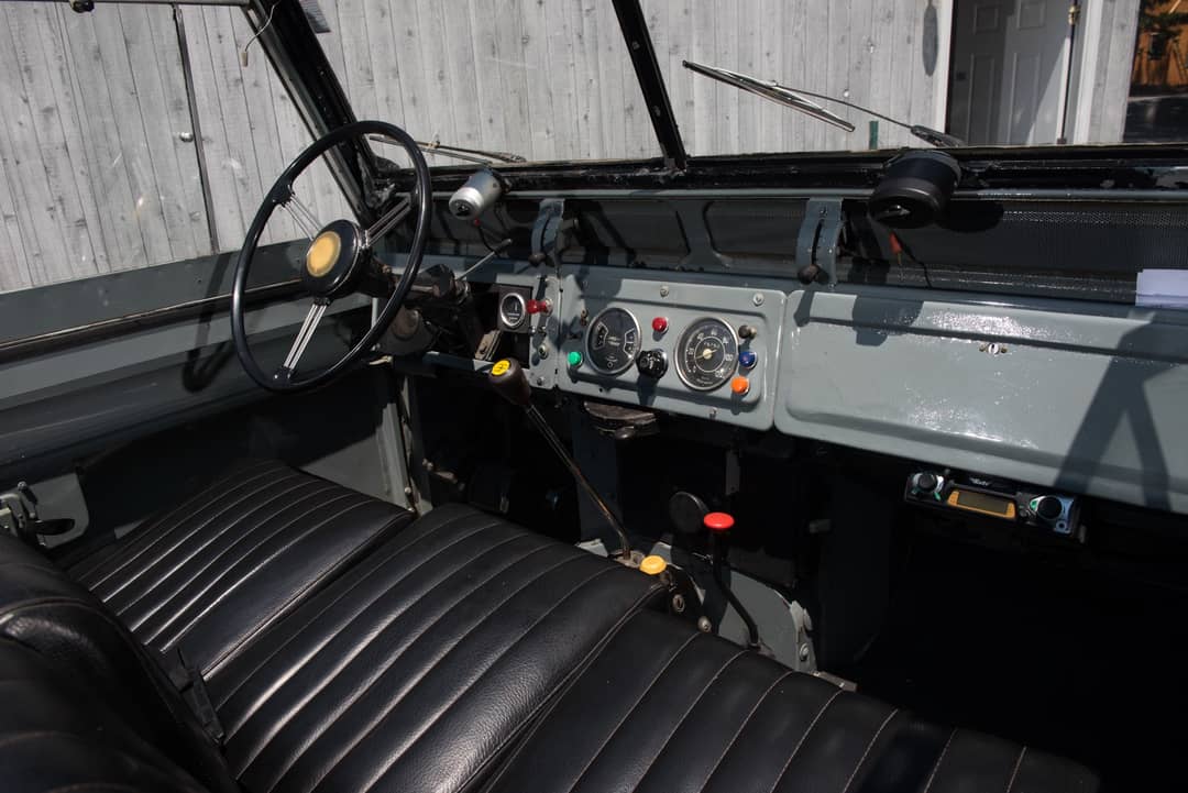 1964 Land Rover Santana 109 — photo 31
