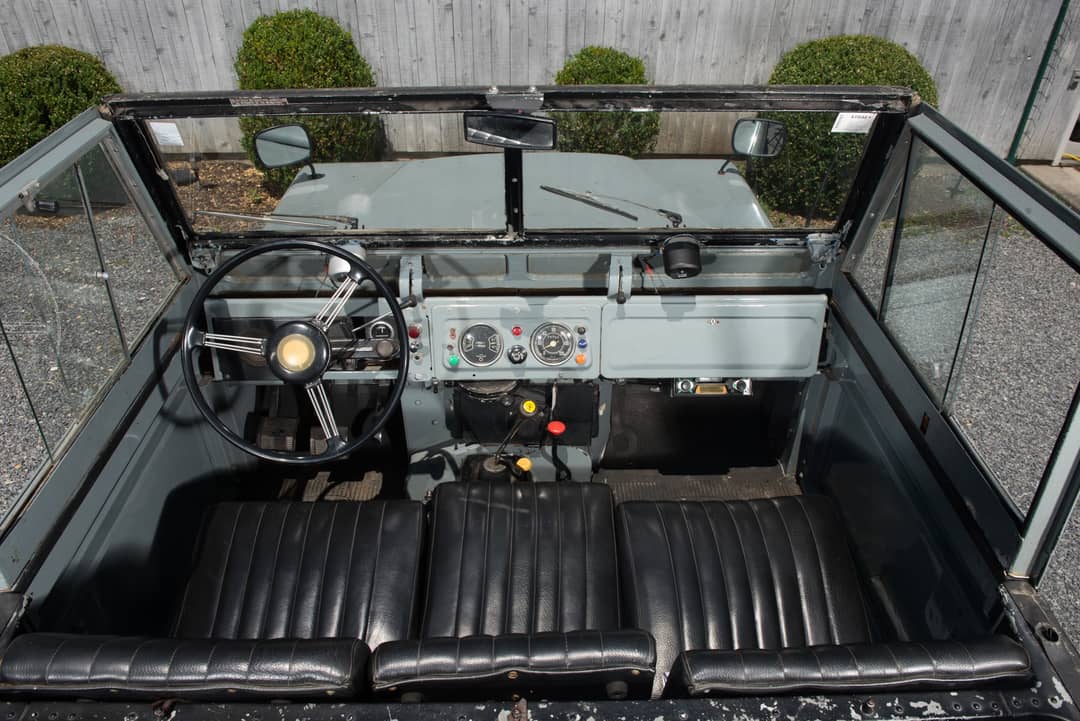 1964 Land Rover Santana 109 — photo 39