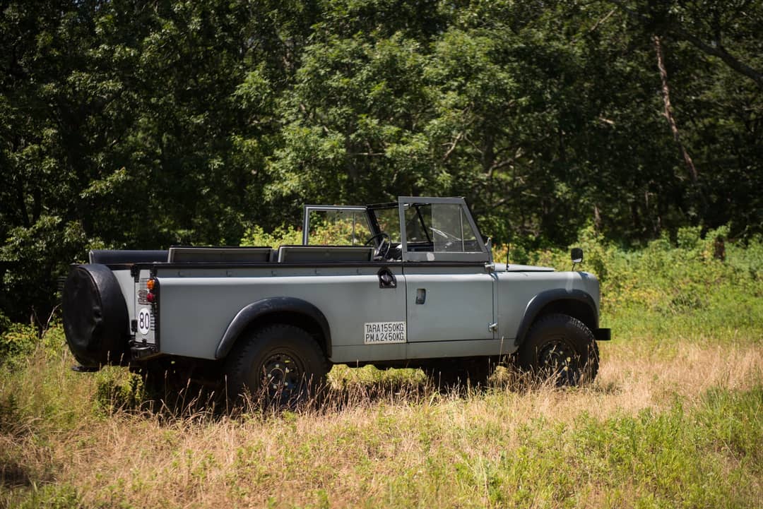 1964 Land Rover Santana 109 — photo 49