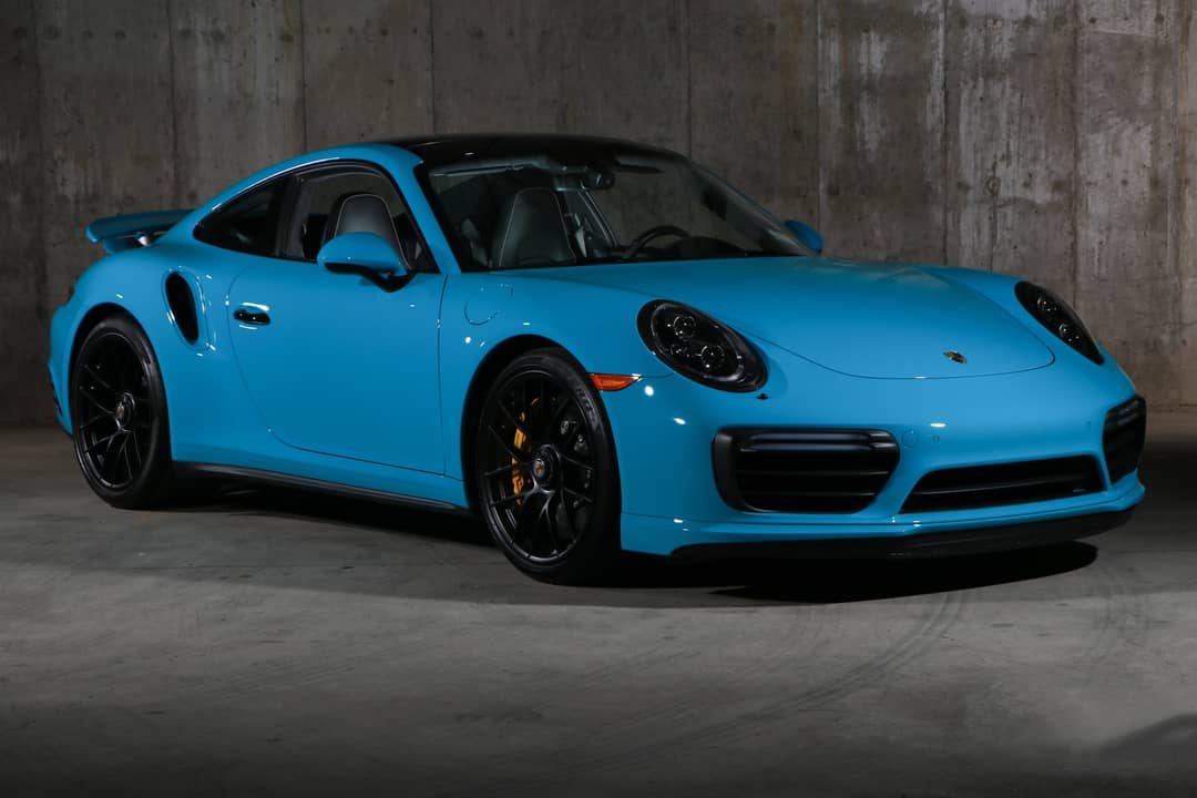 2018 Porsche 911 Turbo S — photo 2