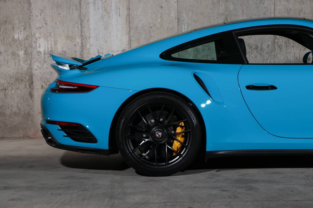 2018 Porsche 911 Turbo S — photo 12