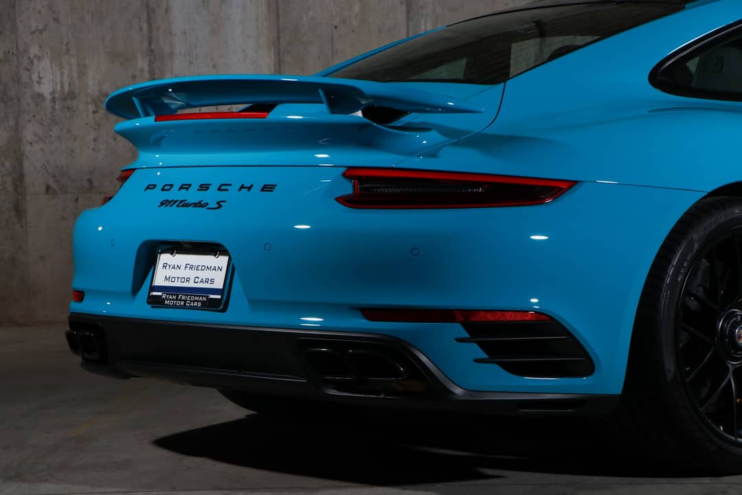 2018 Porsche 911 Turbo S — photo 13