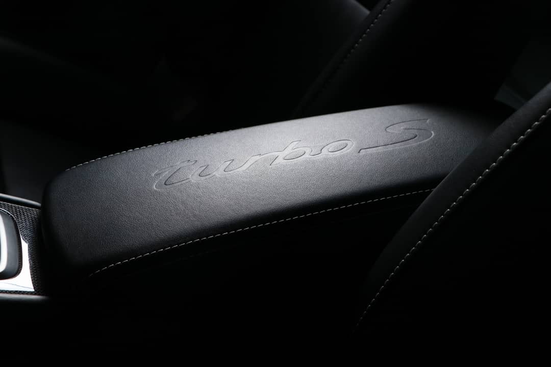 2018 Porsche 911 Turbo S — photo 32