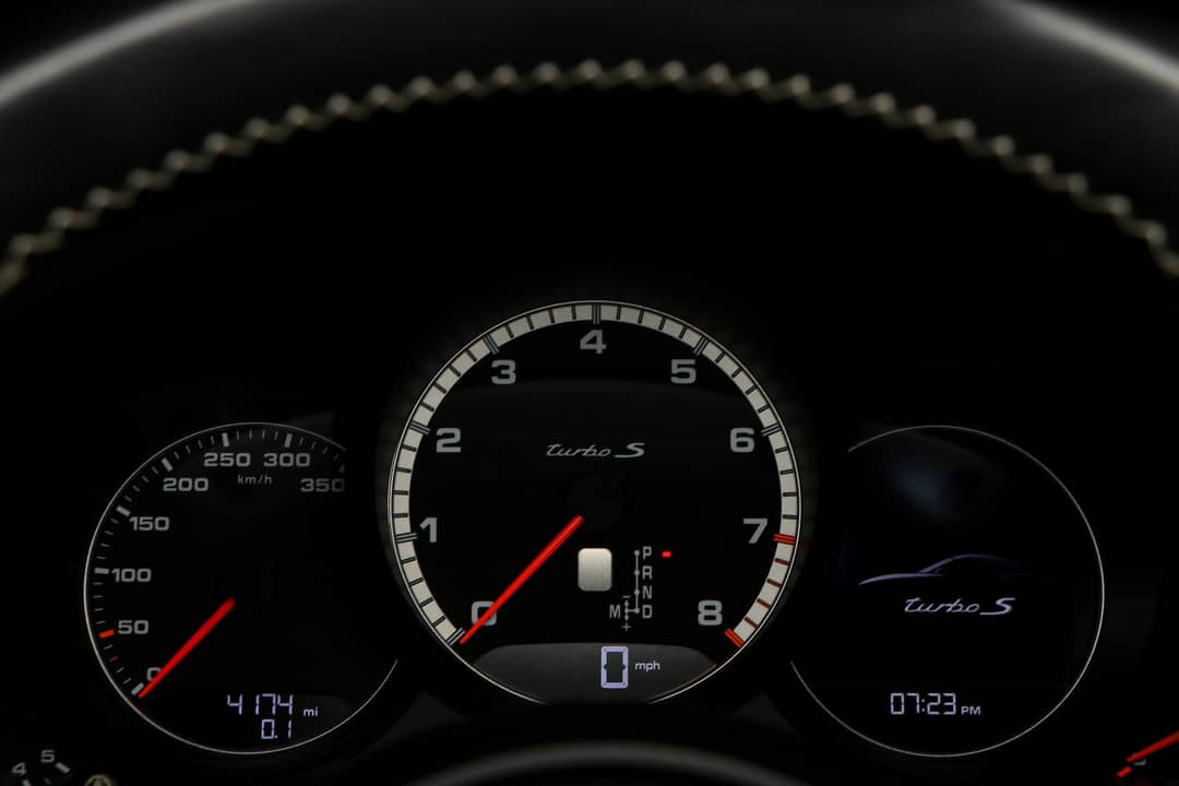 2018 Porsche 911 Turbo S — photo 40