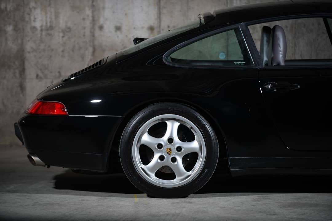 1996 Porsche 911 Carrera 4 — photo 12