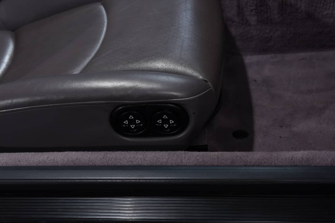 1996 Porsche 911 Carrera 4 — photo 31