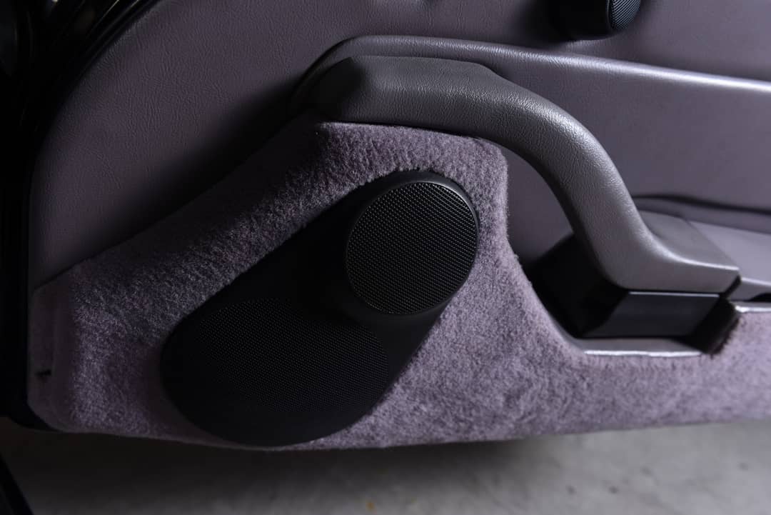 1996 Porsche 911 Carrera 4 — photo 33