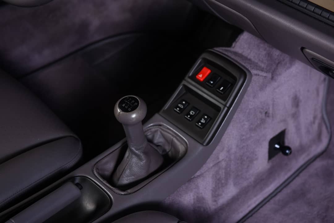 1996 Porsche 911 Carrera 4 — photo 34