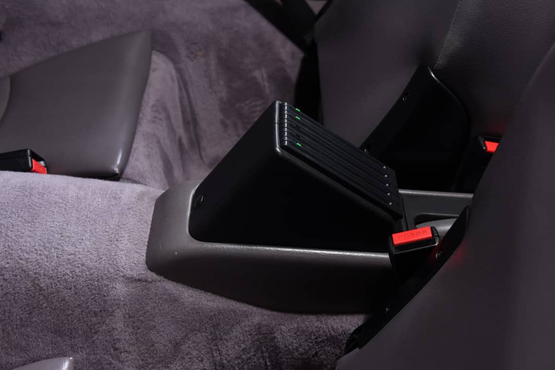 1996 Porsche 911 Carrera 4 — photo 36