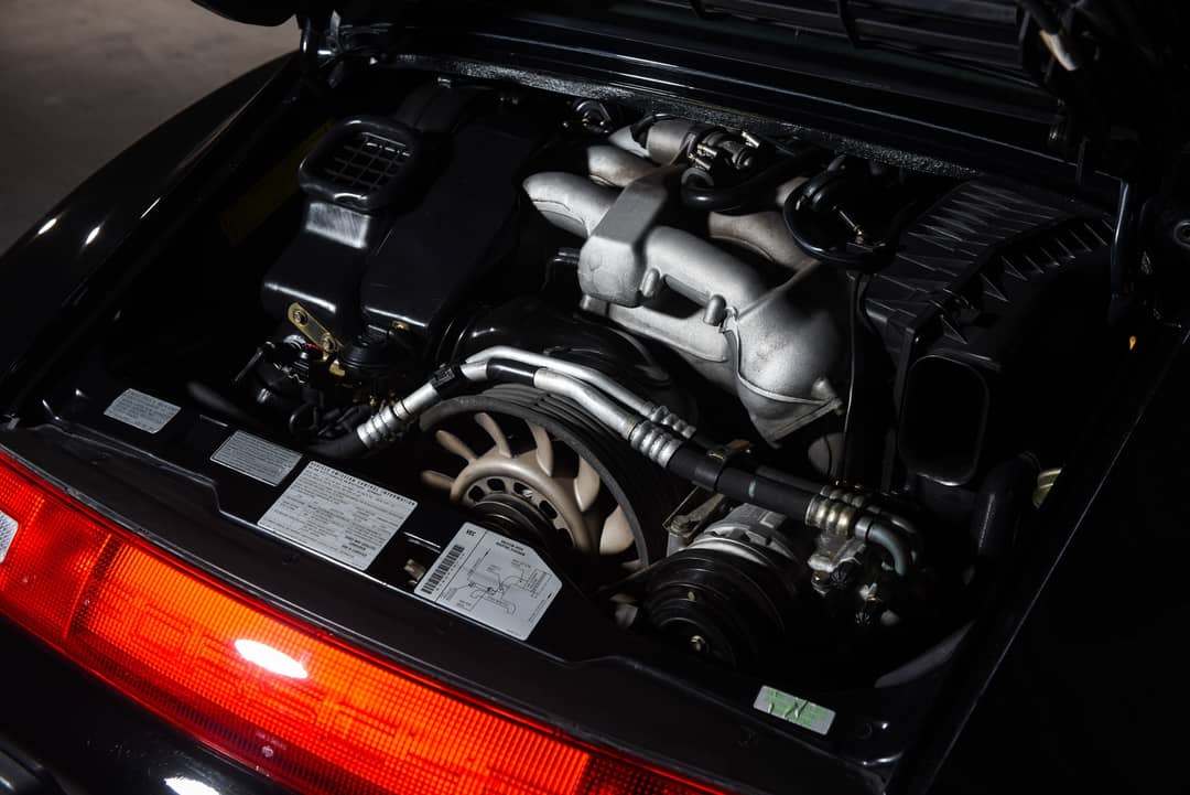 1996 Porsche 911 Carrera 4 — photo 38