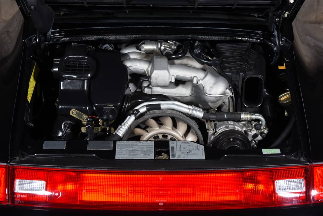 1996 Porsche 911 Carrera 4 — photo 39