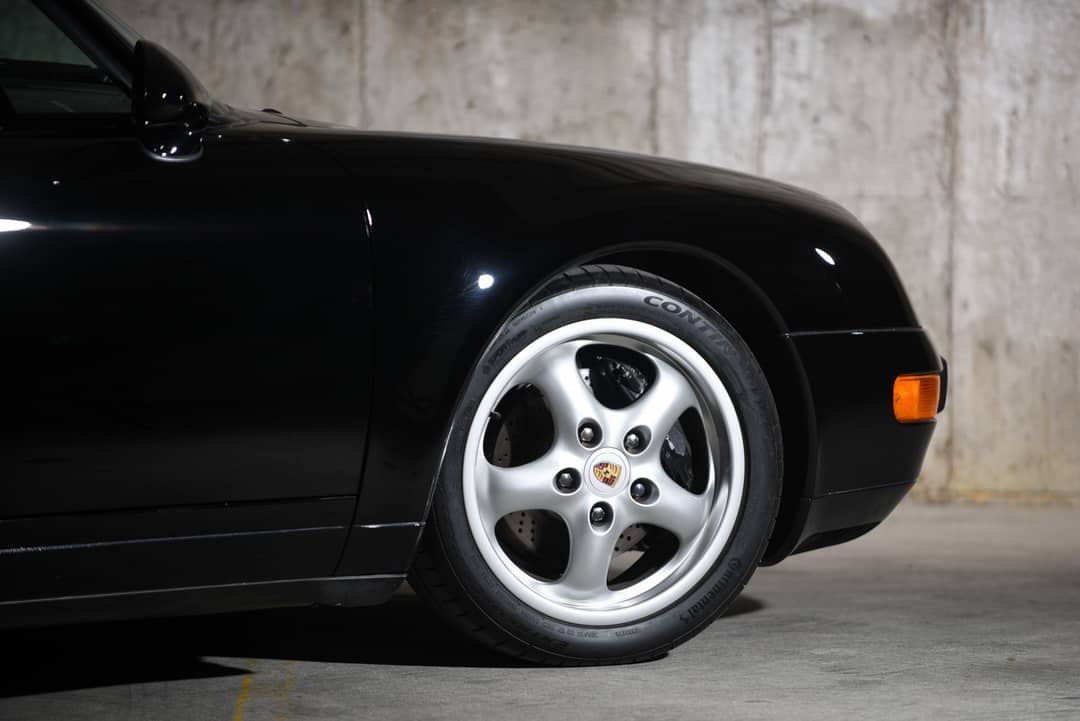 1996 Porsche 911 Carrera 4 — photo 10