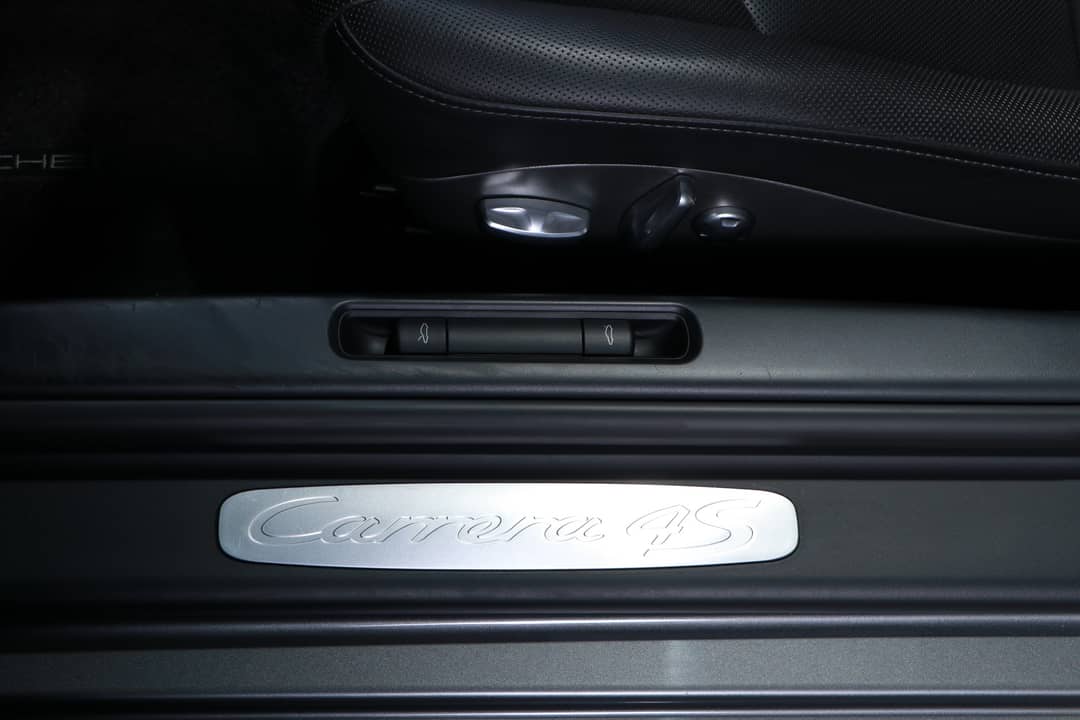 2009 Porsche 911 Carrera 4S — photo 25