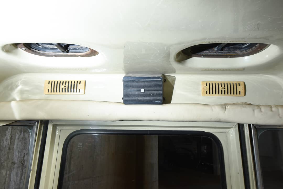 1980 Land Rover Santana 88 — photo 20