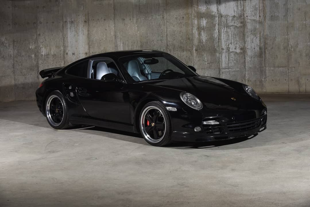 2010 Porsche 911 Turbo — photo 2
