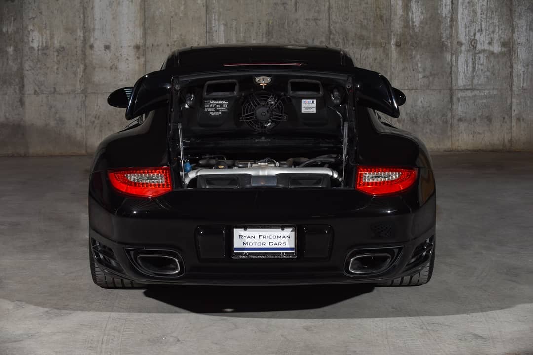 2010 Porsche 911 Turbo — photo 19