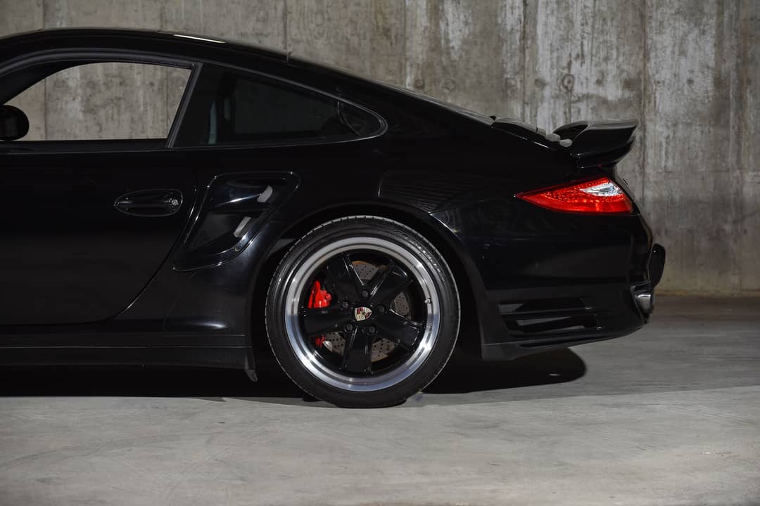 2010 Porsche 911 Turbo — photo 3