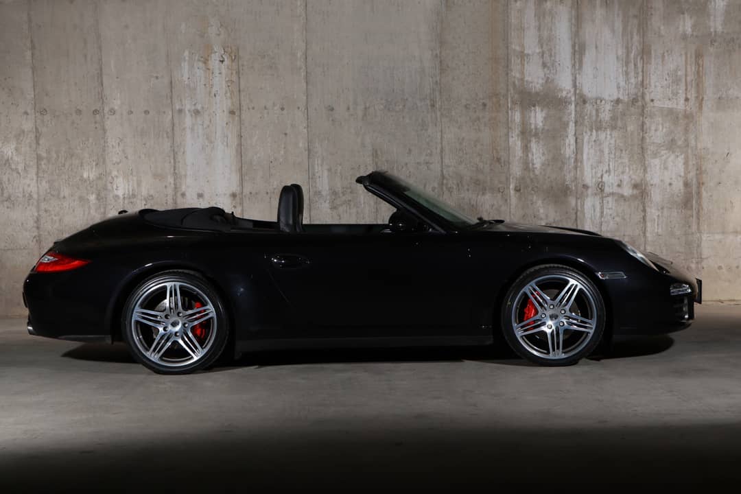 2011 Porsche 911 Carrera 4S — photo 13