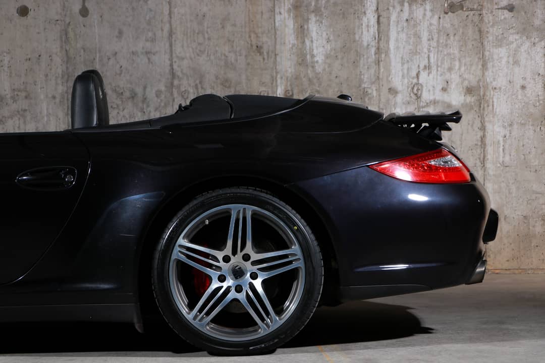 2011 Porsche 911 Carrera 4S — photo 23