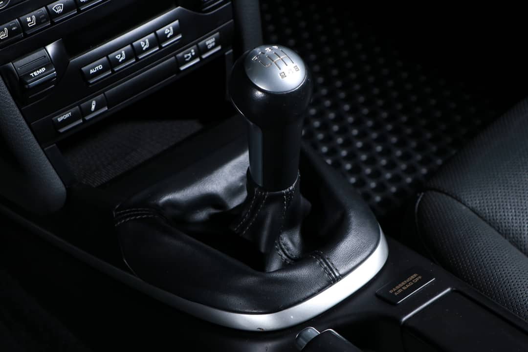 2011 Porsche 911 Carrera 4S — photo 38