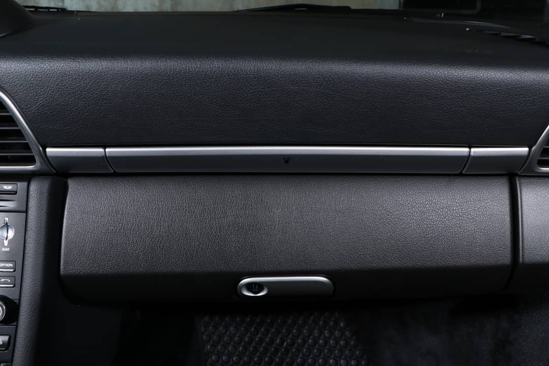 2011 Porsche 911 Carrera 4S — photo 43