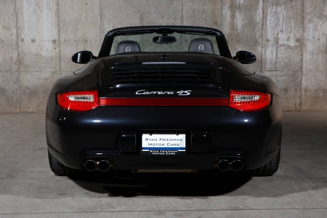 2011 Porsche 911 Carrera 4S — photo 6