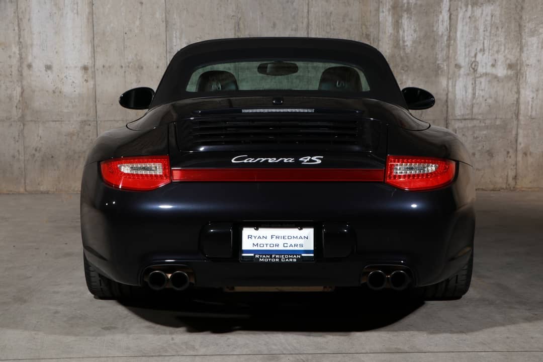 2011 Porsche 911 Carrera 4S — photo 7