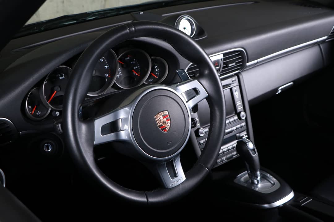 2012 Porsche 911 Carrera 4 GTS — photo 24