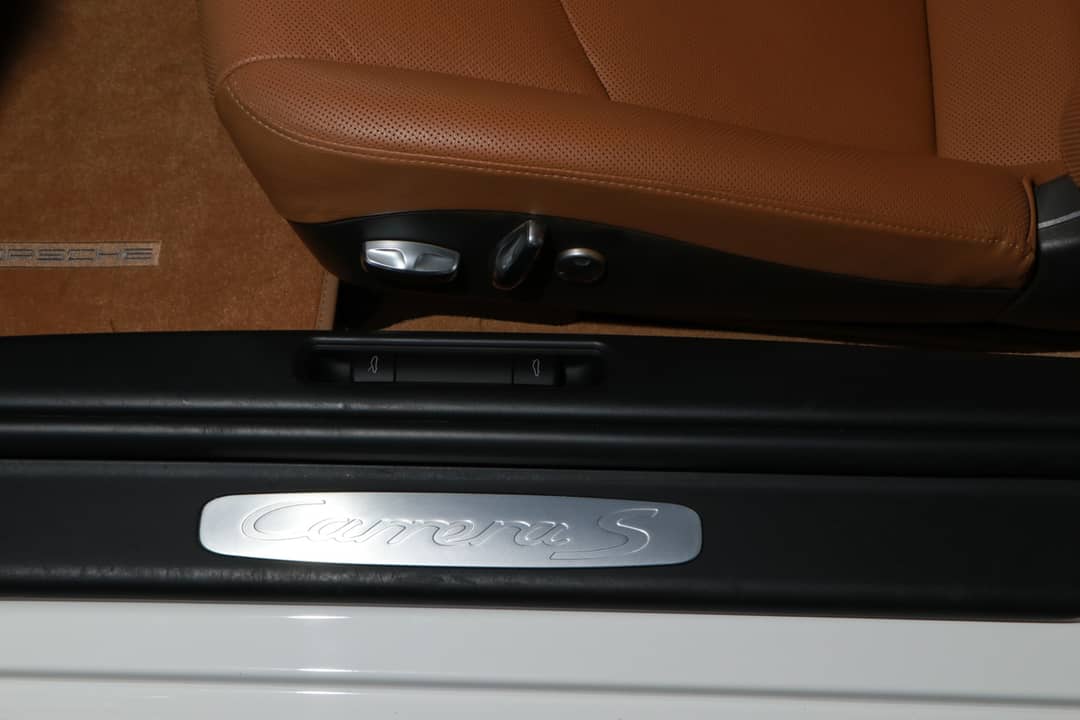 2012 Porsche 911 Carrera S — photo 23