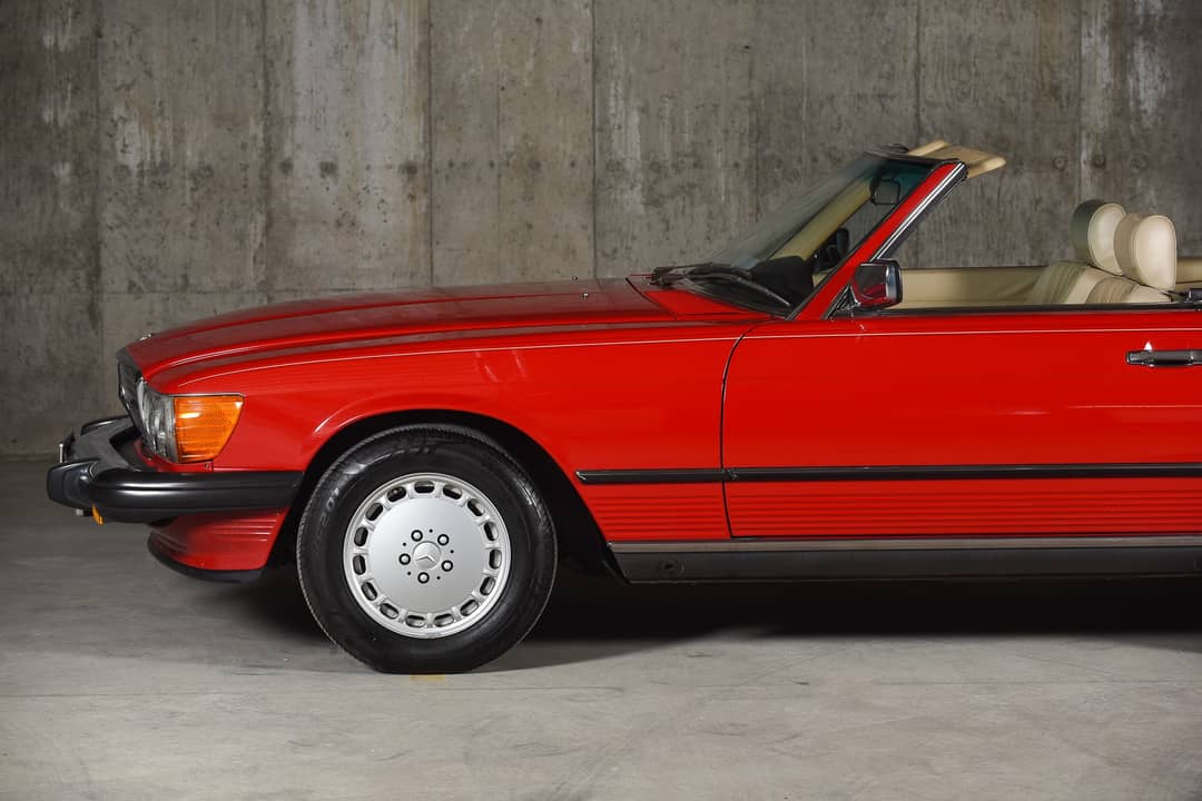 1988 Mercedes-Benz 560-Class 560 SL — photo 11