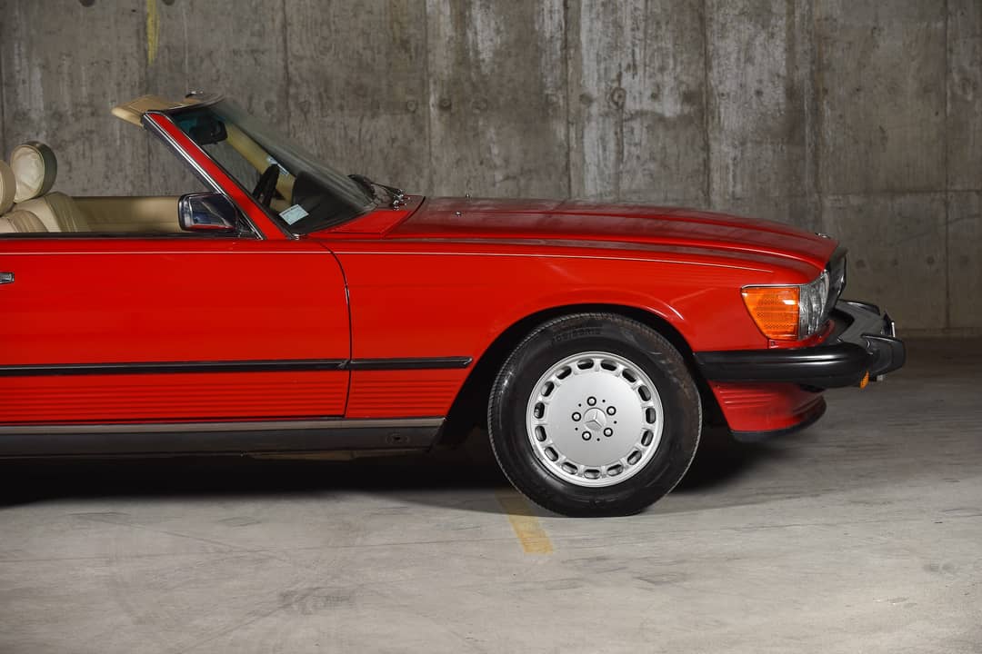 1988 Mercedes-Benz 560-Class 560 SL — photo 13
