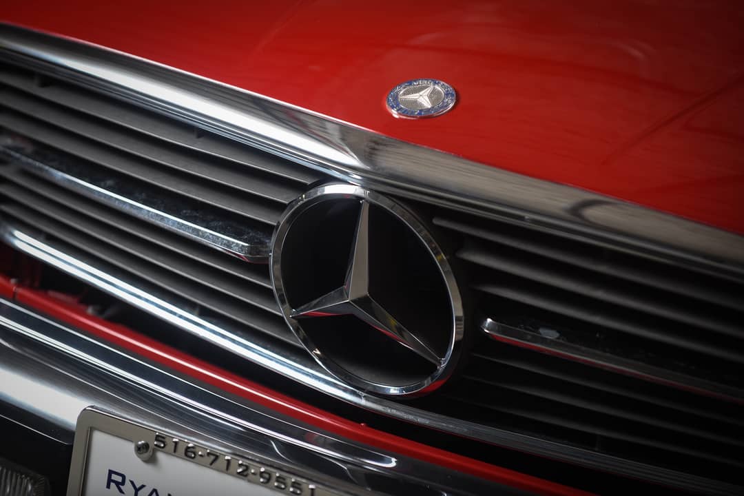 1988 Mercedes-Benz 560-Class 560 SL — photo 29