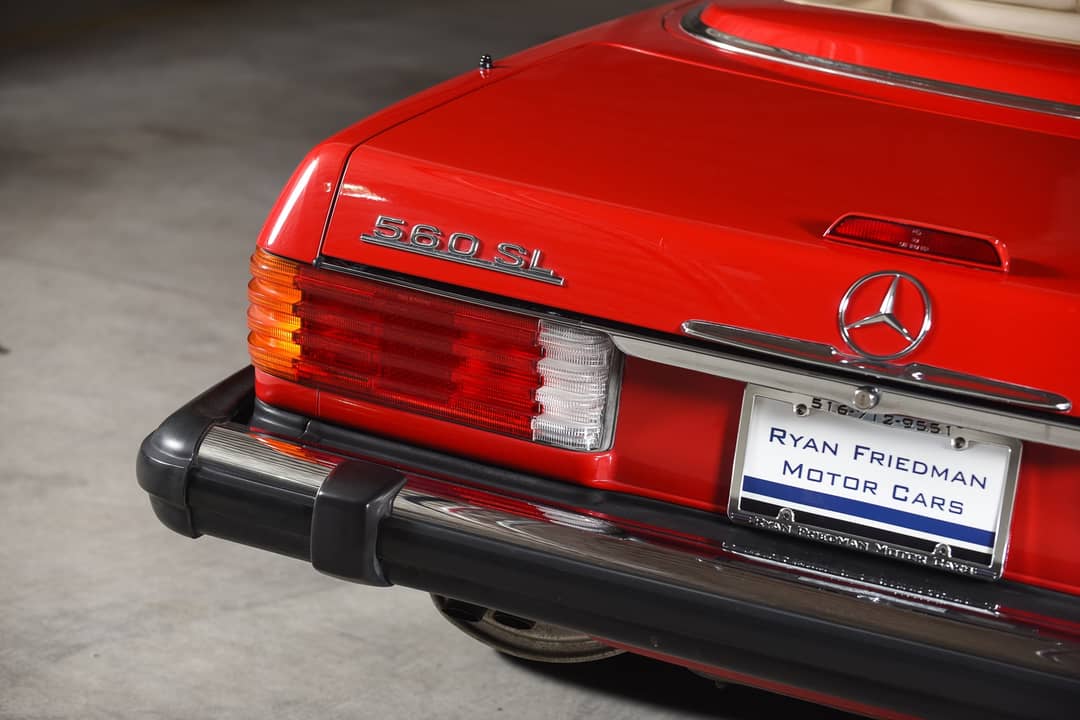1988 Mercedes-Benz 560-Class 560 SL — photo 32