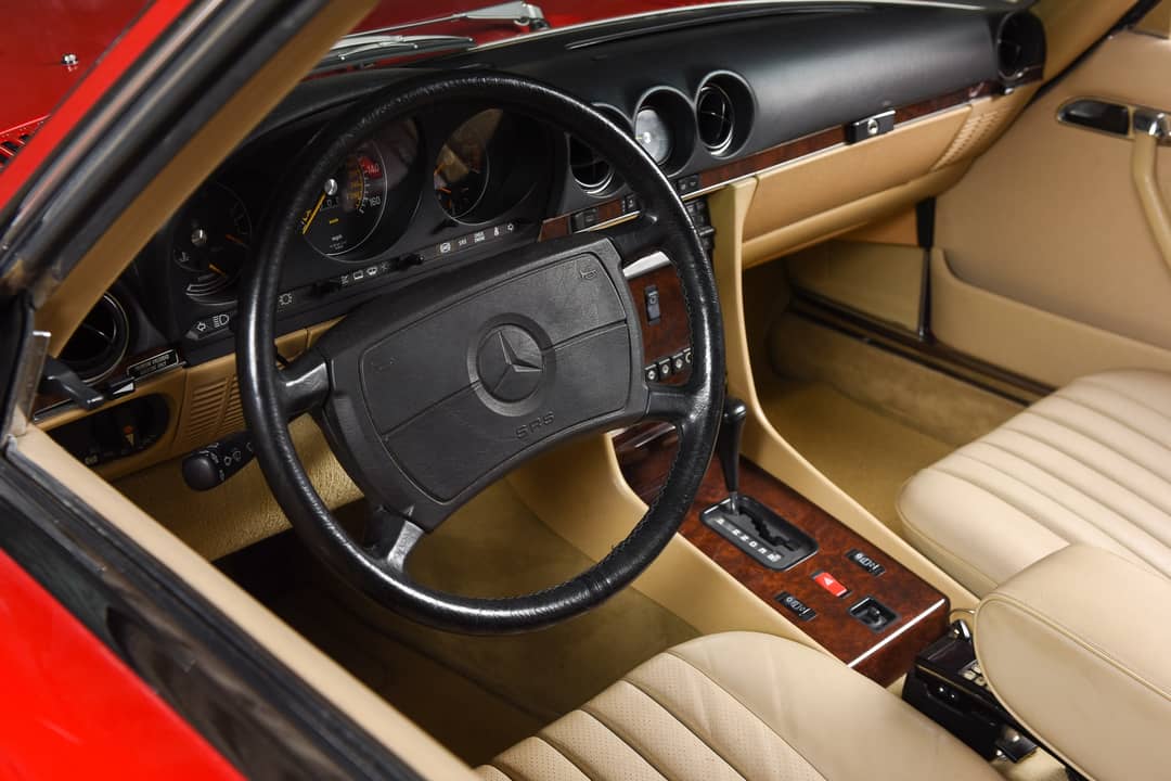 1988 Mercedes-Benz 560-Class 560 SL — photo 41