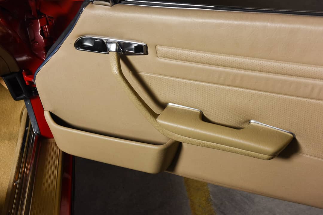 1988 Mercedes-Benz 560-Class 560 SL — photo 52