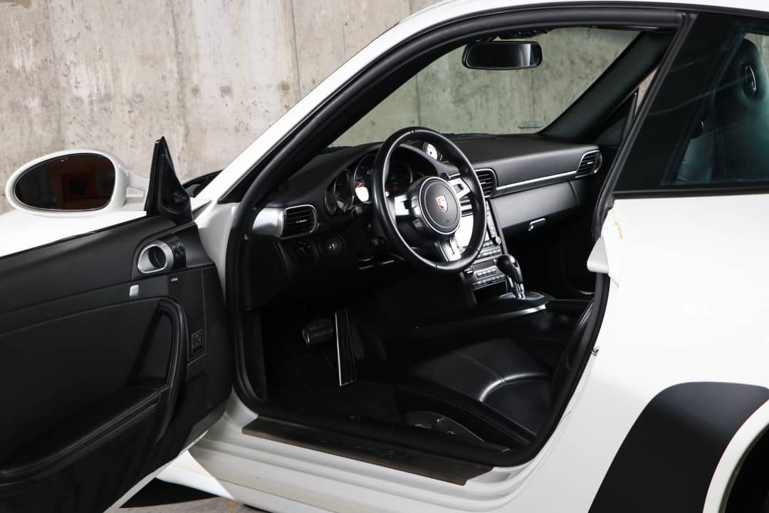 2011 Porsche 911 Carrera GTS — photo 24