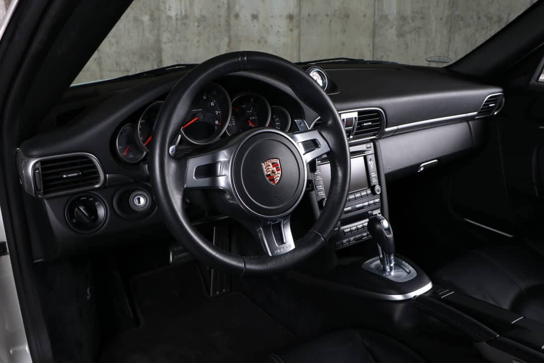 2011 Porsche 911 Carrera GTS — photo 26