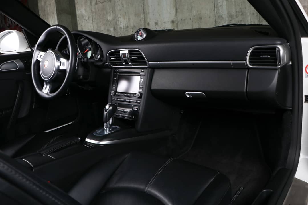 2011 Porsche 911 Carrera GTS — photo 39