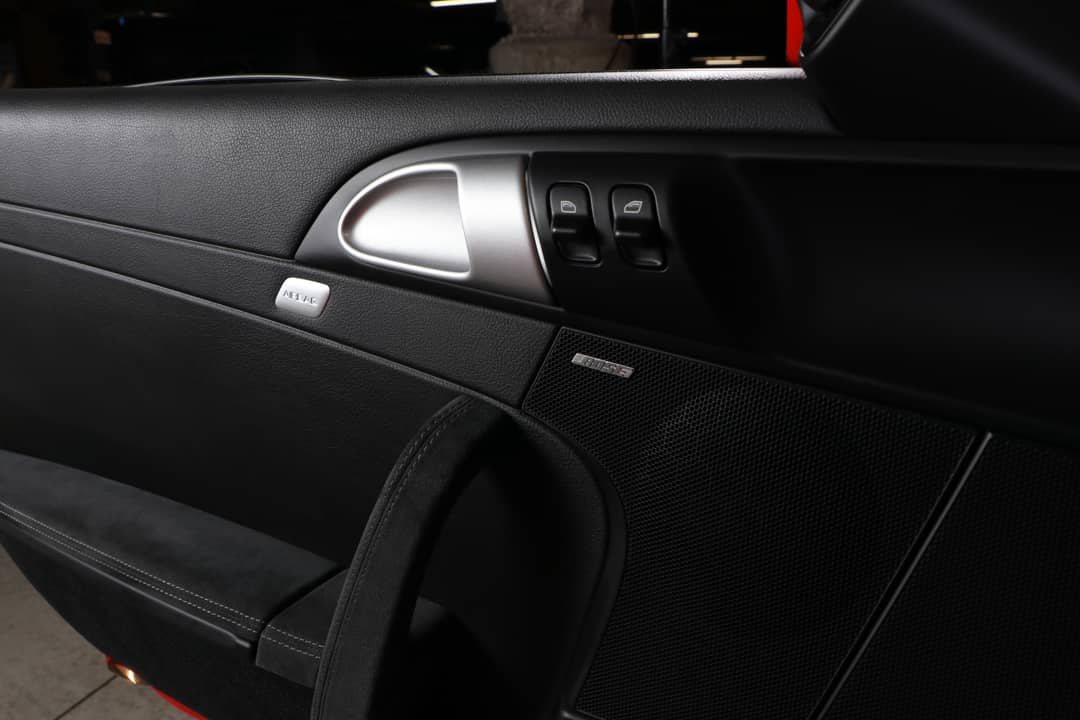 2012 Porsche 911 Carrera 4 GTS — photo 24