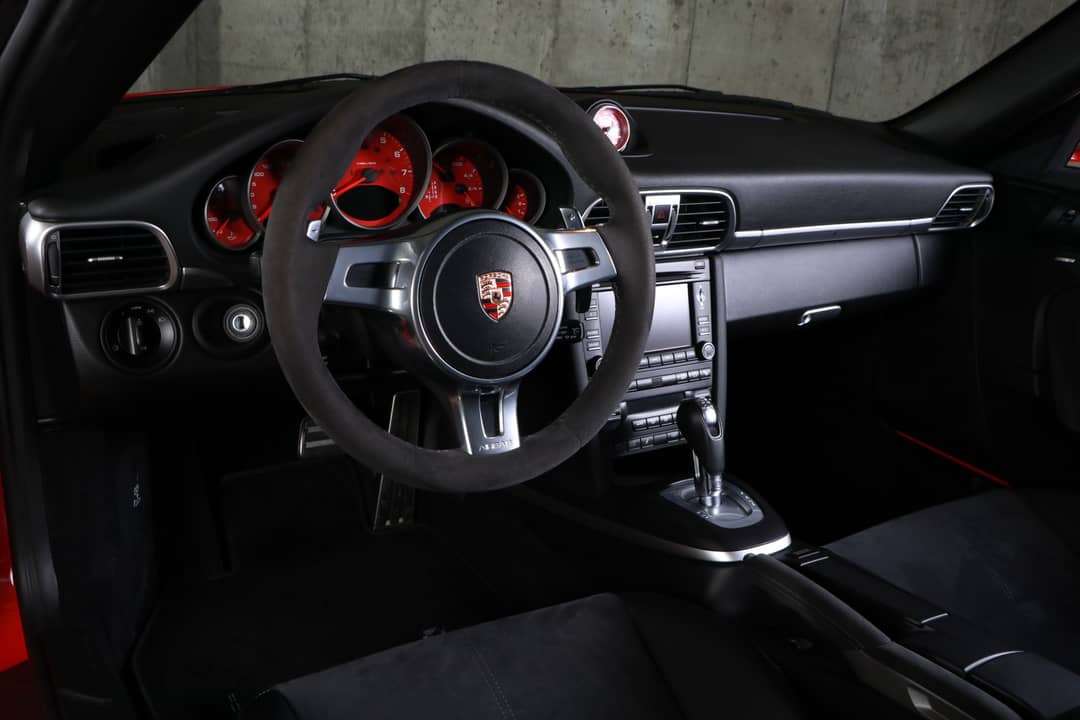 2012 Porsche 911 Carrera 4 GTS — photo 26