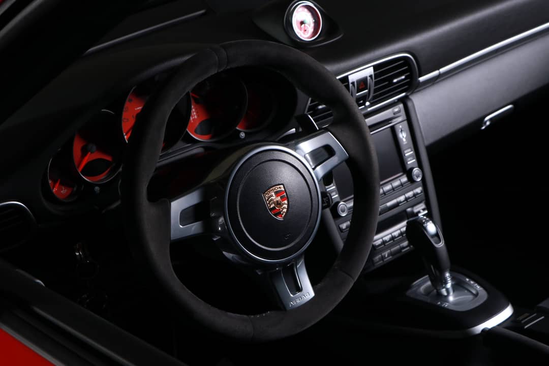 2012 Porsche 911 Carrera 4 GTS — photo 27