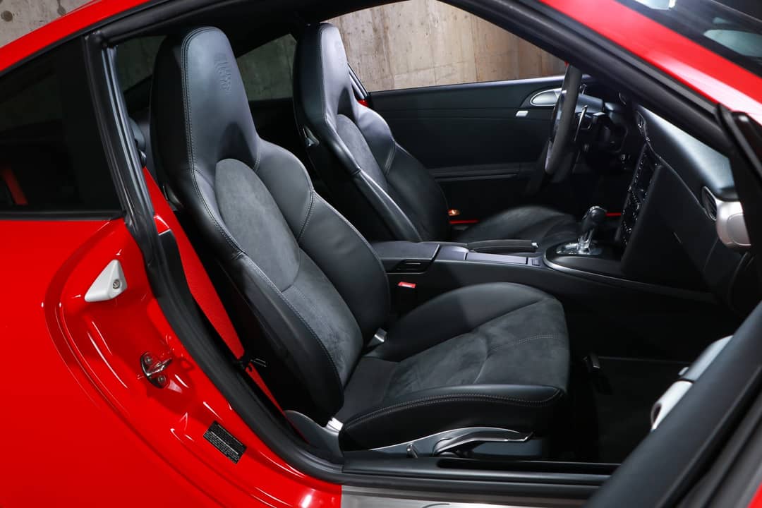 2012 Porsche 911 Carrera 4 GTS — photo 35
