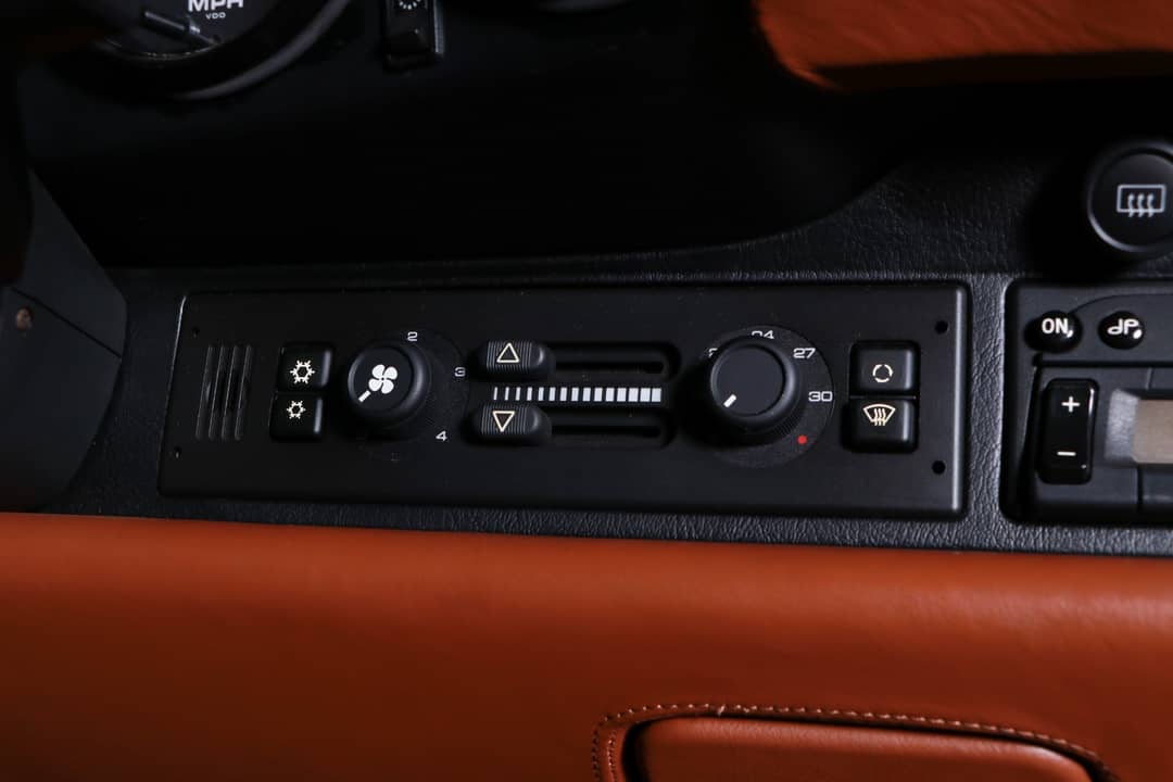 1997 Porsche 911 Targa — photo 31