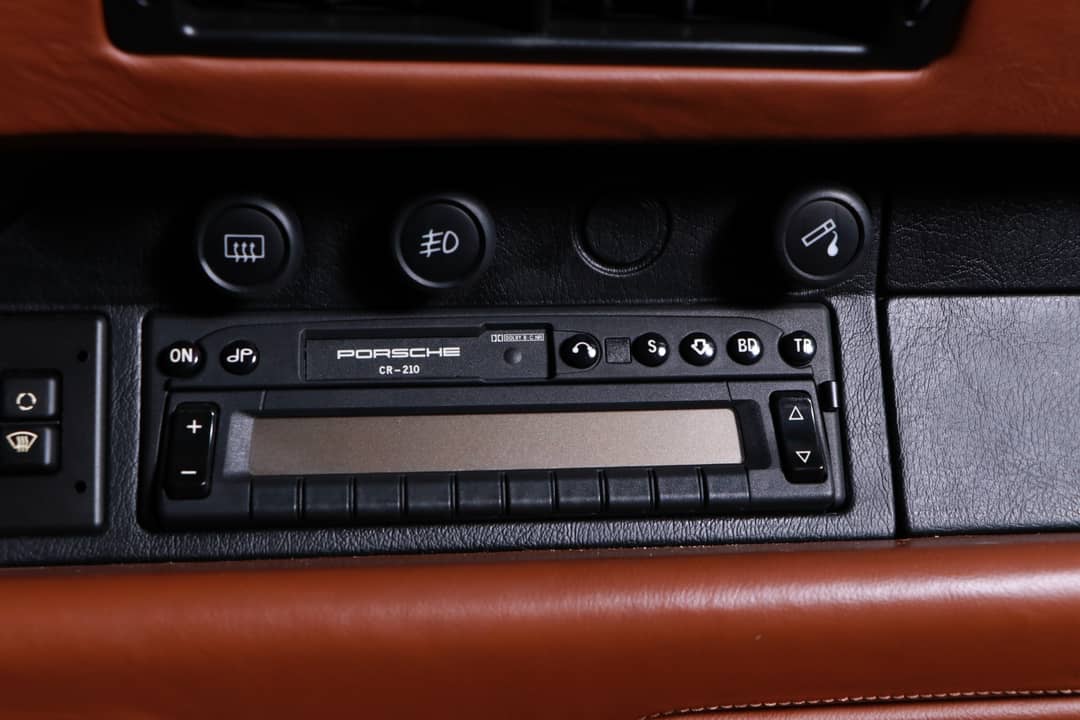 1997 Porsche 911 Targa — photo 32