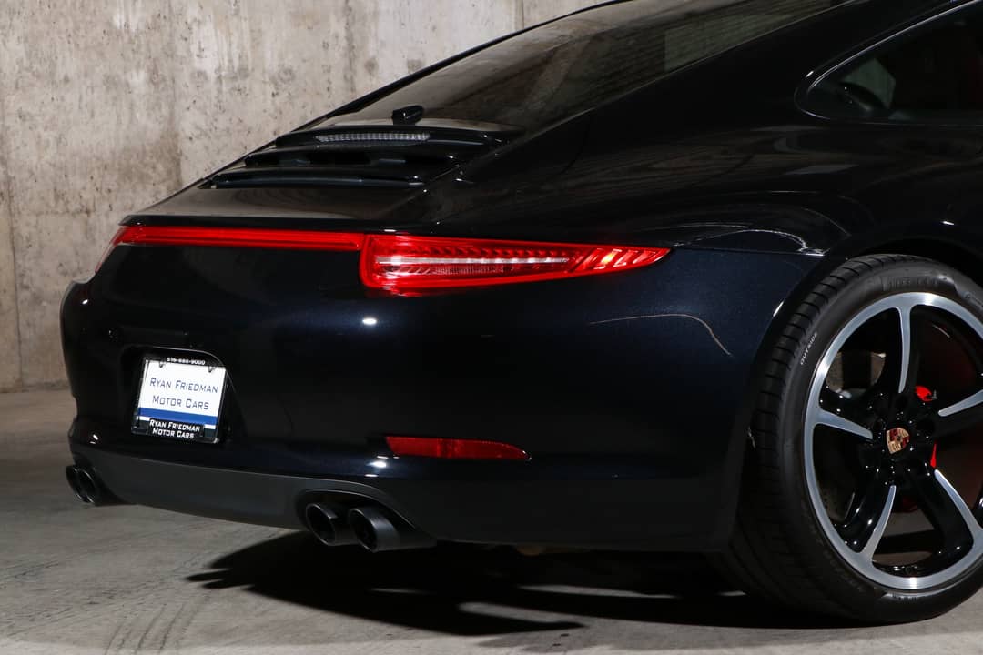 2015 Porsche 911 Carrera 4S — photo 13