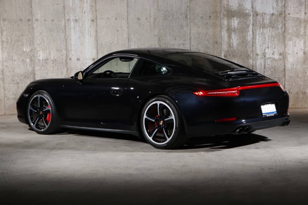 2015 Porsche 911 Carrera 4S — photo 3