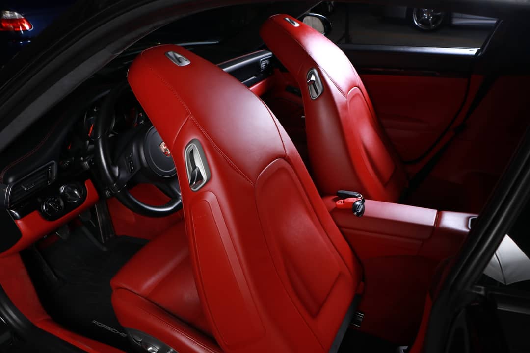 2015 Porsche 911 Carrera 4S — photo 27
